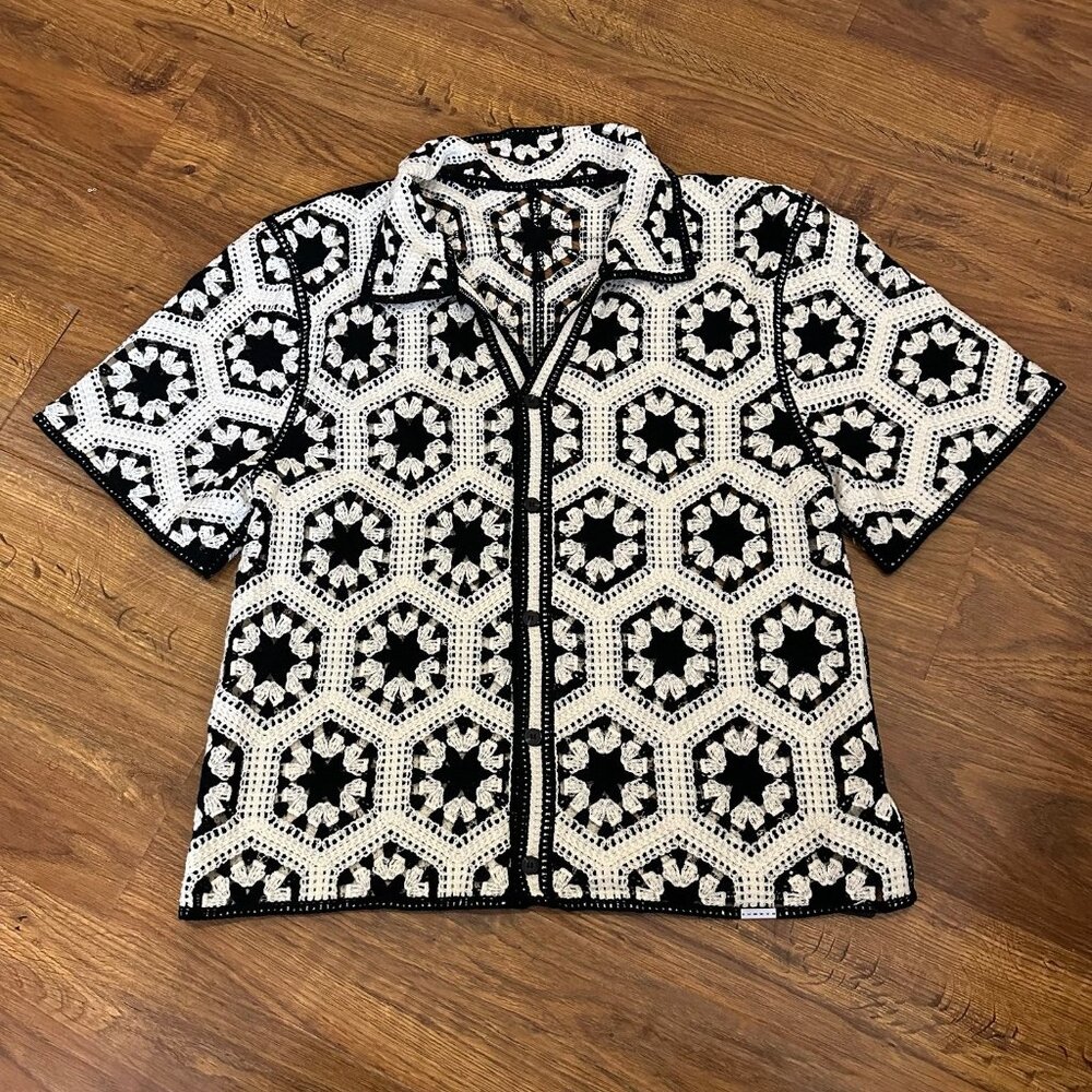 NWT mens Crochet knit sweater short sleeve shirt